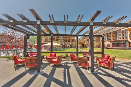 Фотографии апарт отеля
Sundial Lodge 2 Bedroom by Canyons Village Rentals