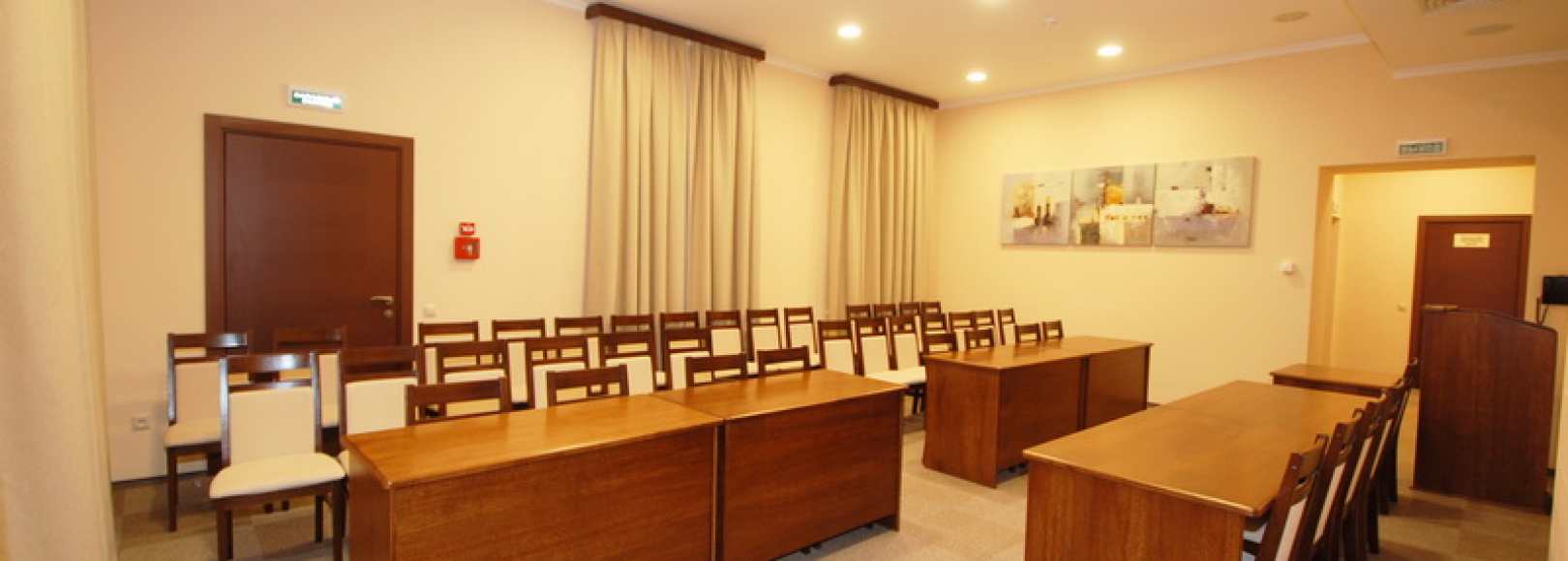 Фотография конференц-зала Николь