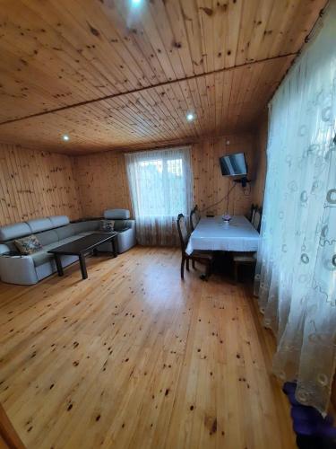 Фотографии гостевого дома 
            Дача на берегу моря в Дербенте