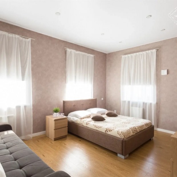 Фотографии квартиры 
            Dve Podushki Na Pobedyi 48 Apartments