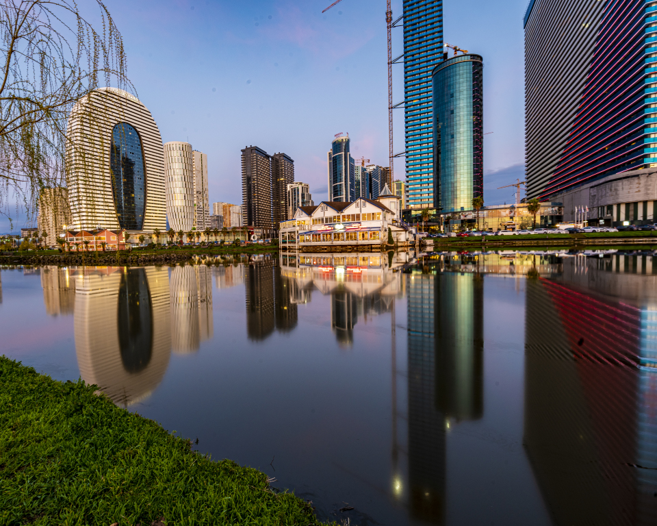 Фотография квартиры Апартаменты Fountain Vista Luxury Residence in Alliance Palace