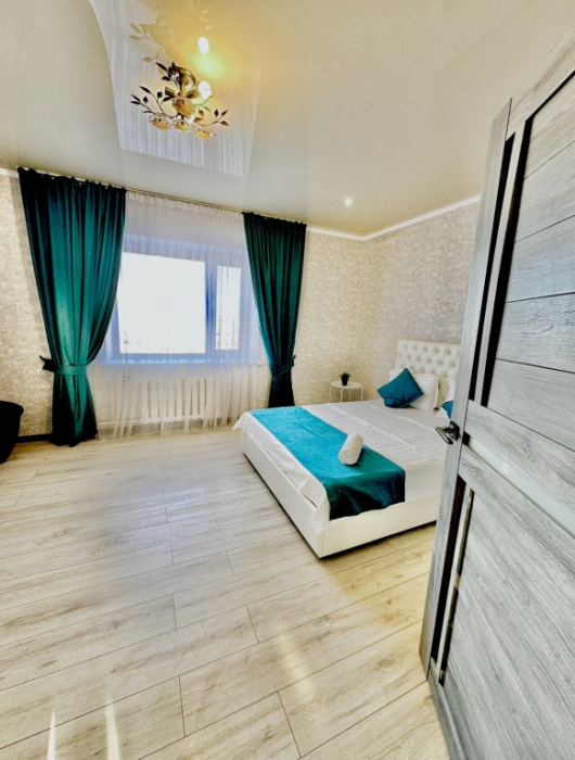 Фотографии квартиры 
            Квартира Назарбаева 2/3