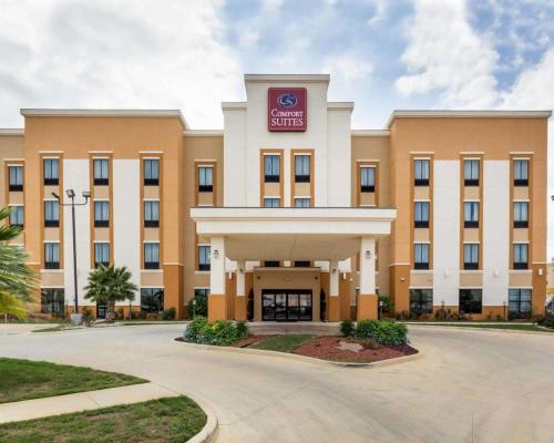 Фотография гостиницы Comfort Suites Cotulla near I-35