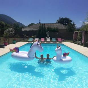 Фотографии гостевого дома
Appartement de 2 chambres avec piscine partagee et jardin clos a Voreppe