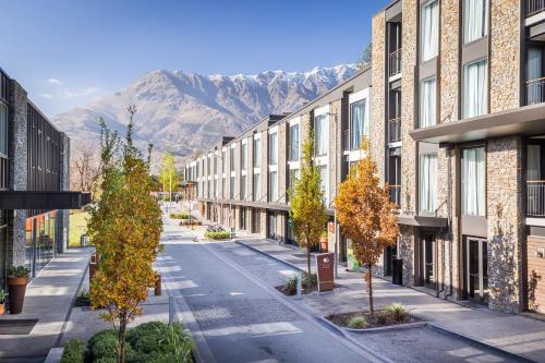 Фотография гостиницы DoubleTree by Hilton Queenstown