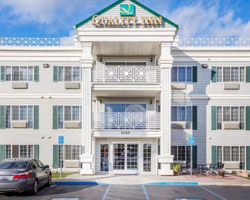Фотография гостиницы Quality Inn Tulare