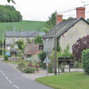 Фотографии мини отеля
The Greyhound Inn