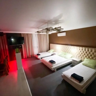 Фотография квартиры Квартира на Паровозной 15 (7а)