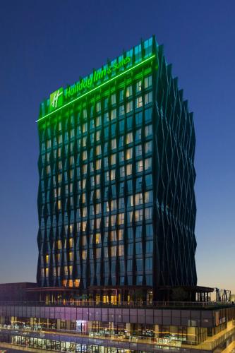Фотография гостиницы Holiday Inn Nanjing Qinhuai South Suites, an IHG Hotel