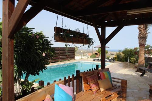 Фотография гостевого дома Zenovia Garden House