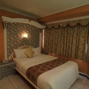 Фотографии гостиницы
Boston Hotel