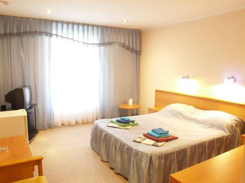 Фотографии базы отдыха 
            База отдыха НЭВЗ