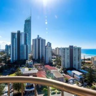 Фотографии апарт отеля 
            Aristocrat Apartments