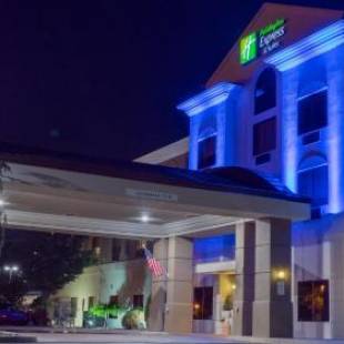 Фотографии гостиницы
Holiday Inn Express Hotel & Suites Newton Sparta, an IHG Hotel