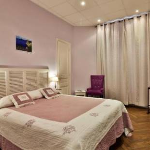 Фотографии гостиницы 
            Hotel Victor Hugo Nice