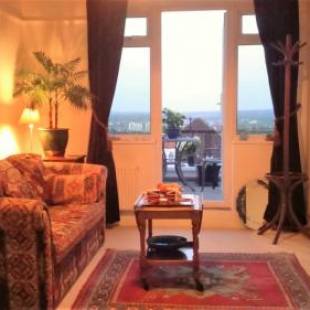 Фотографии мини отеля
Crystal Palace B&B