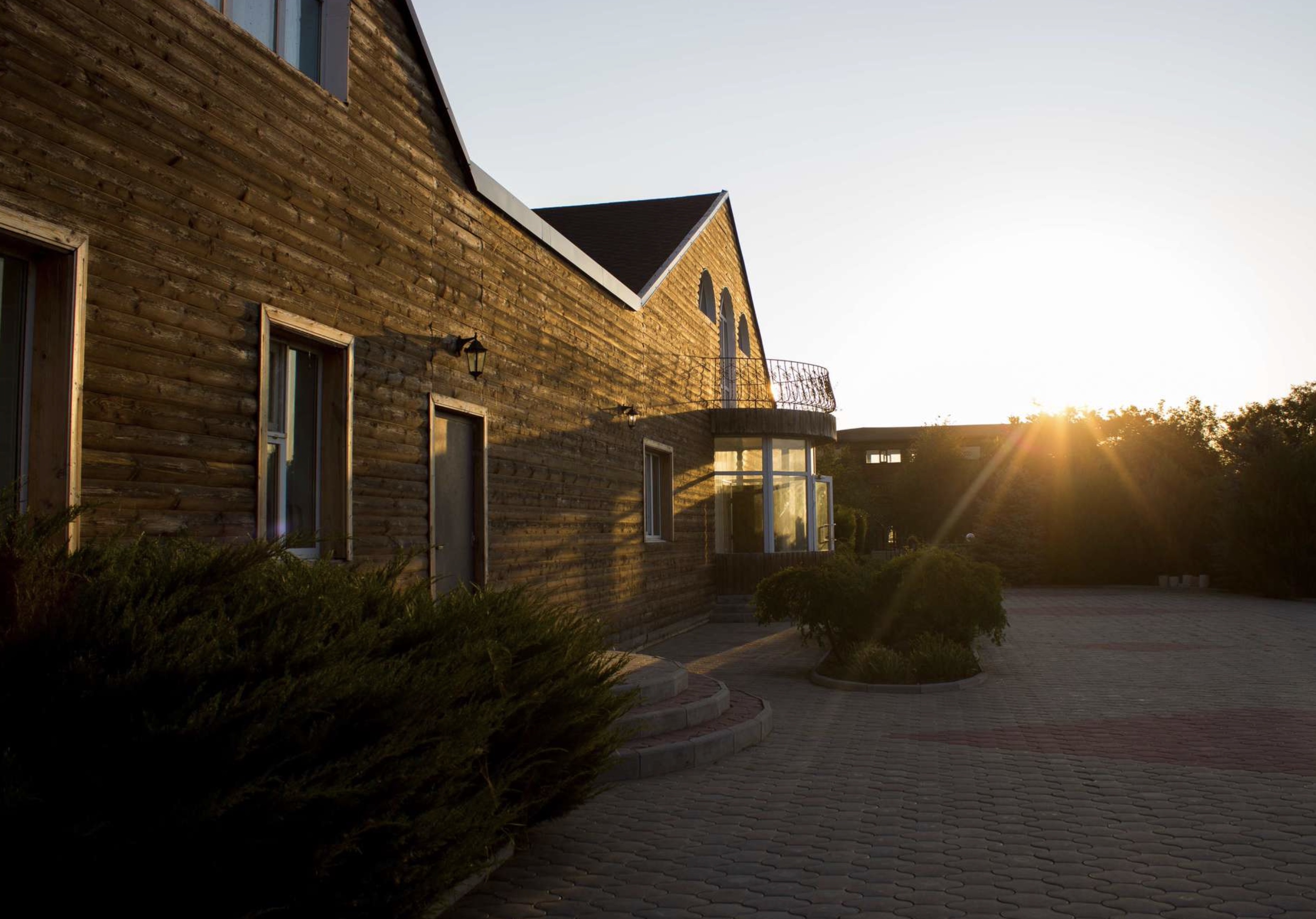 гостиницы пролетарска ростовской. гостиный двор кафе. гостиницы пролетарска ростовской. гостиница кристалл пролетарск. гостиница пролетарск ростовской области.