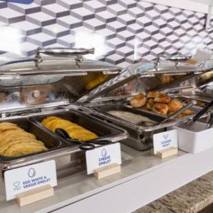 Фотографии гостиницы
Holiday Inn Express Hartford-Newington, an IHG Hotel