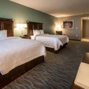Фотографии гостиницы 
            Hampton Inn & Suites Gulfport