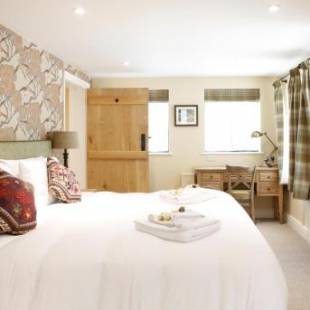 Фотографии мини отеля
Bartons Mill Pub and Dining