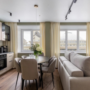 Фотография квартиры Квартира Трёхкомнатная с видом на оперный театр