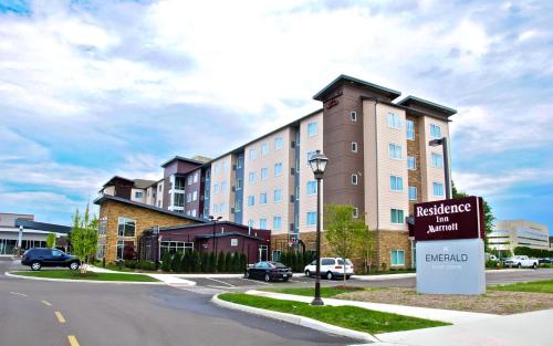 Фотография гостиницы Residence Inn by Marriott Cleveland Avon at The Emerald Event Center