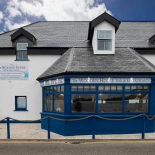 Фотографии гостиницы
The Wooden House Hotel