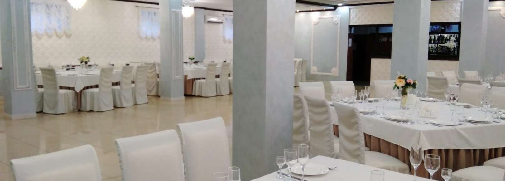 Фотография банкетного зала Рица Холл до 100 человек