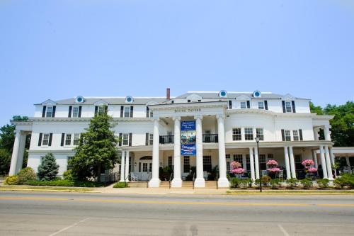 Фотография гостиницы Historic Boone Tavern