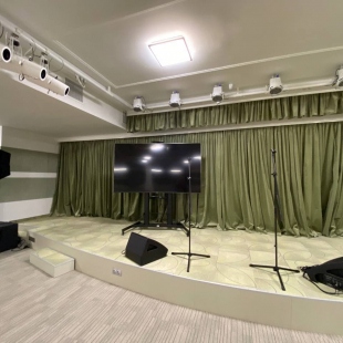 Фотография конференц-зала Наследие