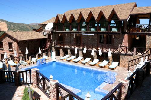 Фотографии гостевого дома 
            Небеса 