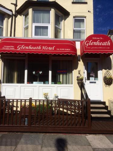 Фотография гостевого дома Glenheath Hotel
