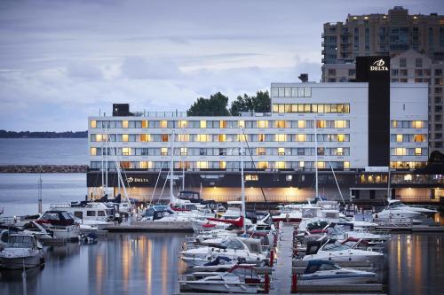 Фотография гостиницы Delta Hotels by Marriott Kingston Waterfront