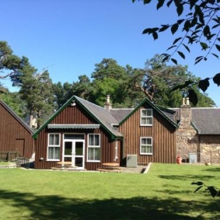 Фотография гостевого дома Coylumbridge Cottage