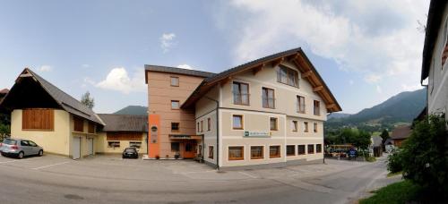 Фотография гостевого дома Landgasthof Wöhrer