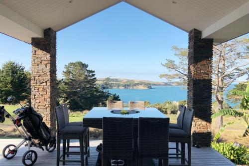 Фотография гостевого дома Deluxe Coastal Home & Award-winning Golf