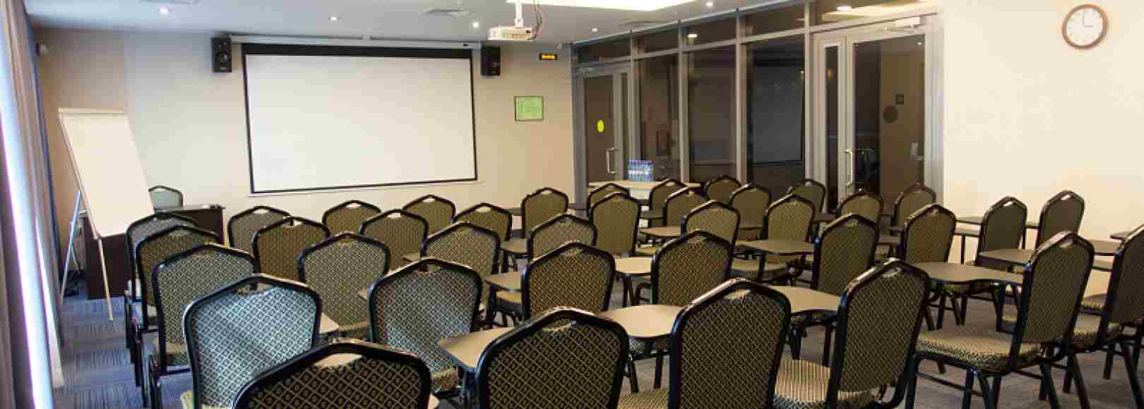 Фотография конференц-зала Harbor Club