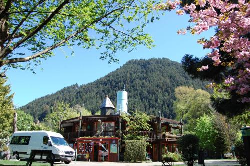 Фотография базы отдыха Queenstown Holiday Park & Motels Creeksyde