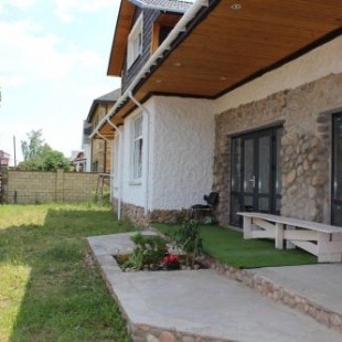 Фотография гостевого дома Scarlet Flower