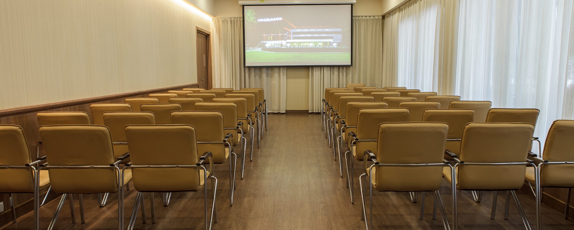 Фотографии конференц-зала Большой