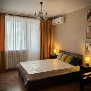 Фотография квартиры Rental Family Rooms (Рентал Фэмили Румс) на улице Революции 1905 года