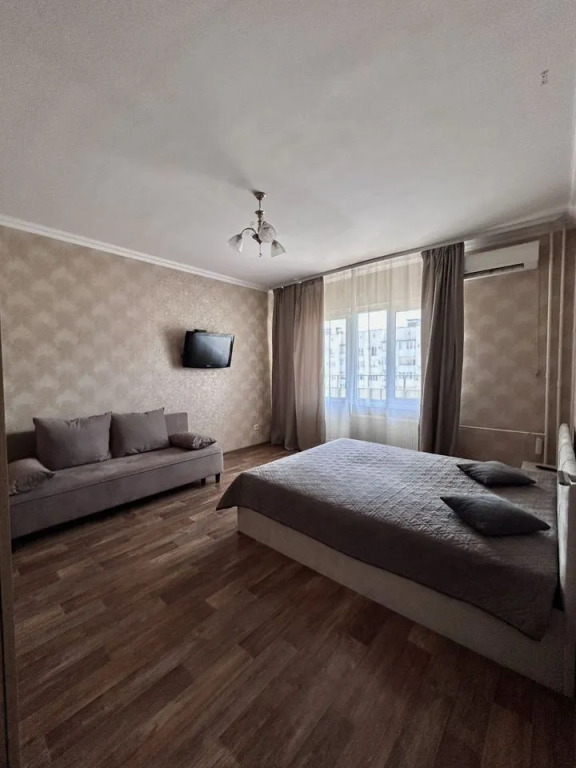 Фотография квартиры Квартира на  Александра Покрышкина 2к1 386