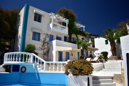 Фотография гостиницы Korifi Suites Collection Adults Only