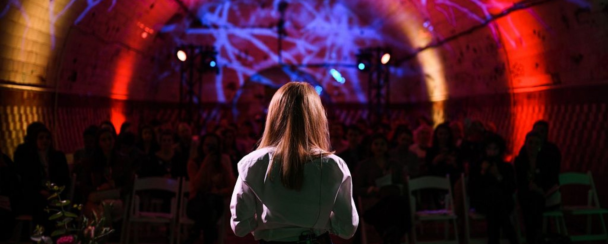 Фотографии конференц-зала ЦСИ ВИНЗАВОД Большое Винохранилище