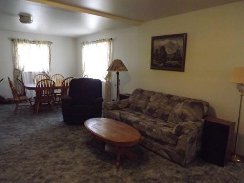 Фотография гостевого дома RR-June Lake Lodge