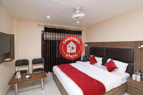 Фотография гостиницы Vaccinated Staff- OYO 19811 Abc Residency