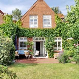 Фотографии гостевого дома 
            Romantikhaus am Hafen in Greetsiel
