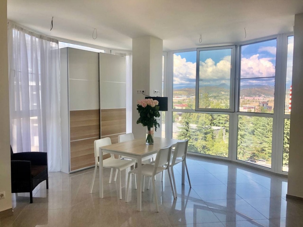 Фотография квартиры Апартаменты Панорамная студия с видом горы. Sunrayhome