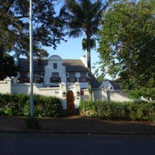 Фотографии мини отеля
Holland House B&B