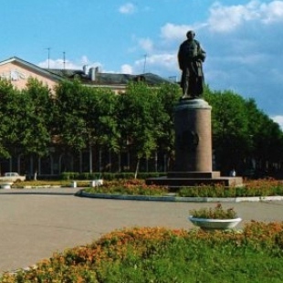 Фотография памятника Памятник Ломоносову